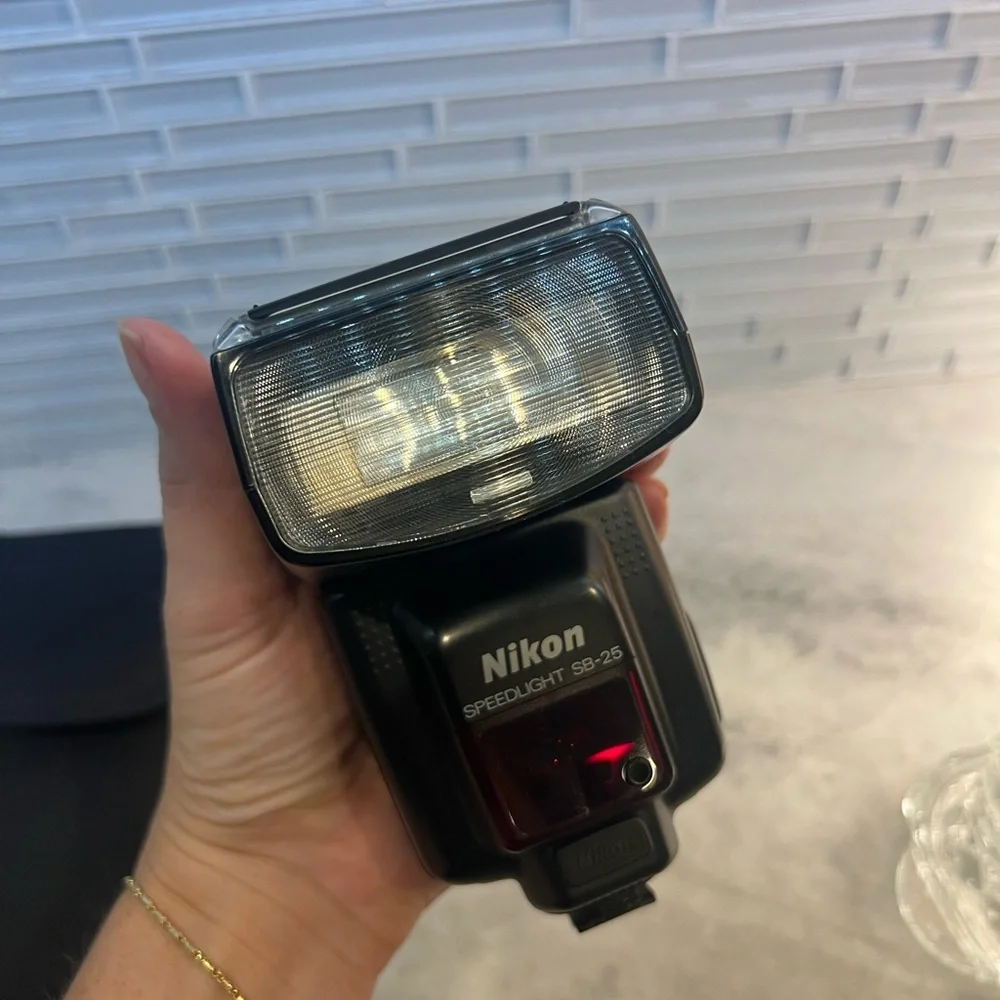 Nikon Speedlight sb25 Camera Flash